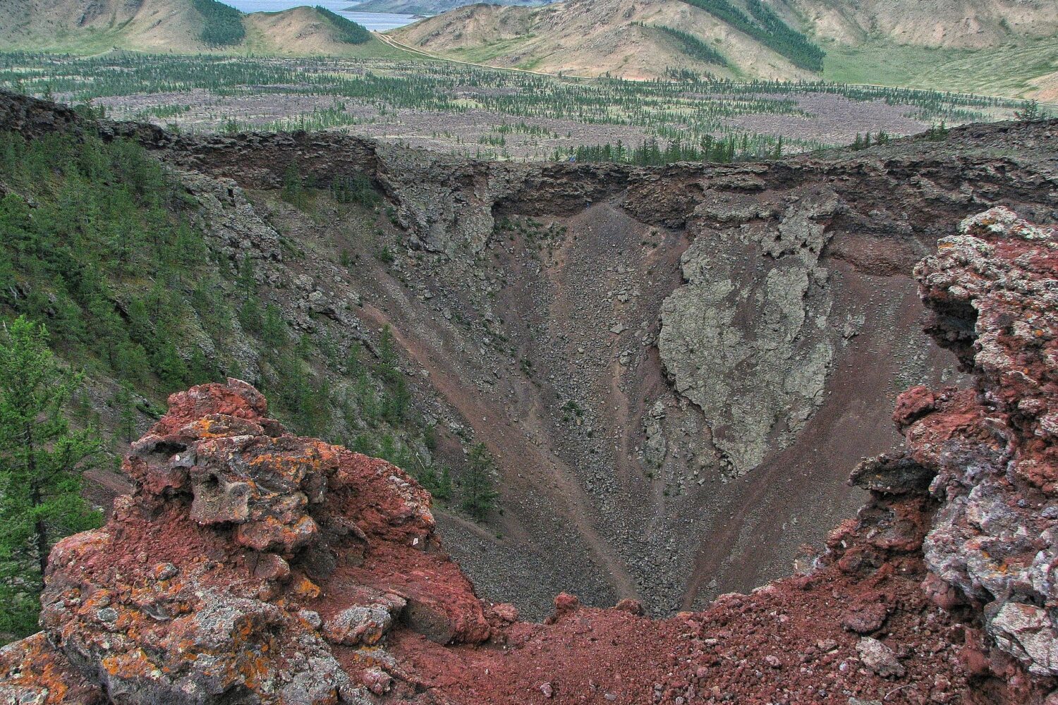 Khorgo Volcano