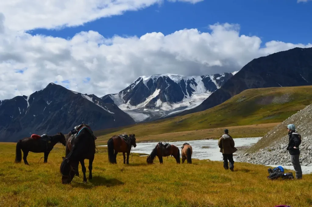 Horse Trekking Tour in Central Mongolia